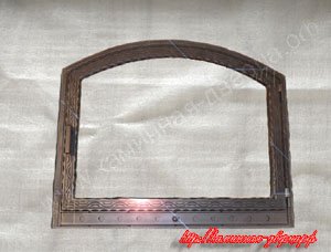 №16-да. Дверца для камина с термостойкой стеклокерамикой, арка, регулируемое поддувало, наличник