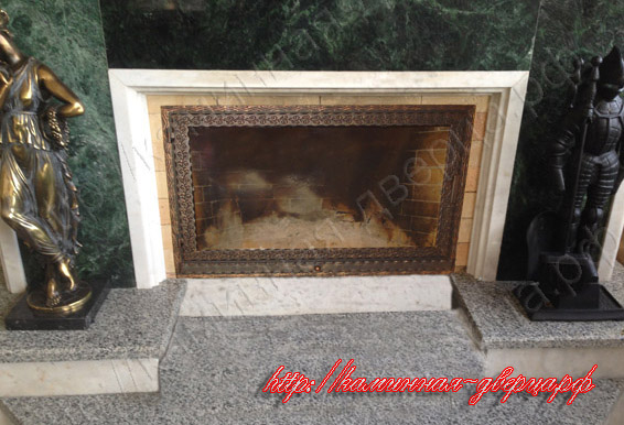 №33 Дверца для камина со стеклом, регулируемое поддувало, наличник, патина, доставлена в Ставропольский край