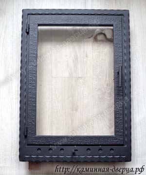 №132-д. Дверца для камина со стеклом